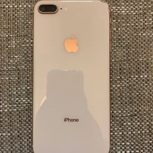iPhone 8 Plus AND (NEW!) Headphones